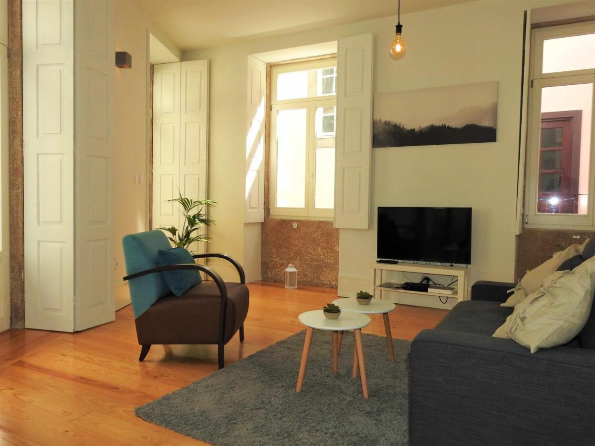 Oporto Delight 1 Luxury Apartment In Historic Center With Balcony Max 4 P ภายนอก รูปภาพ