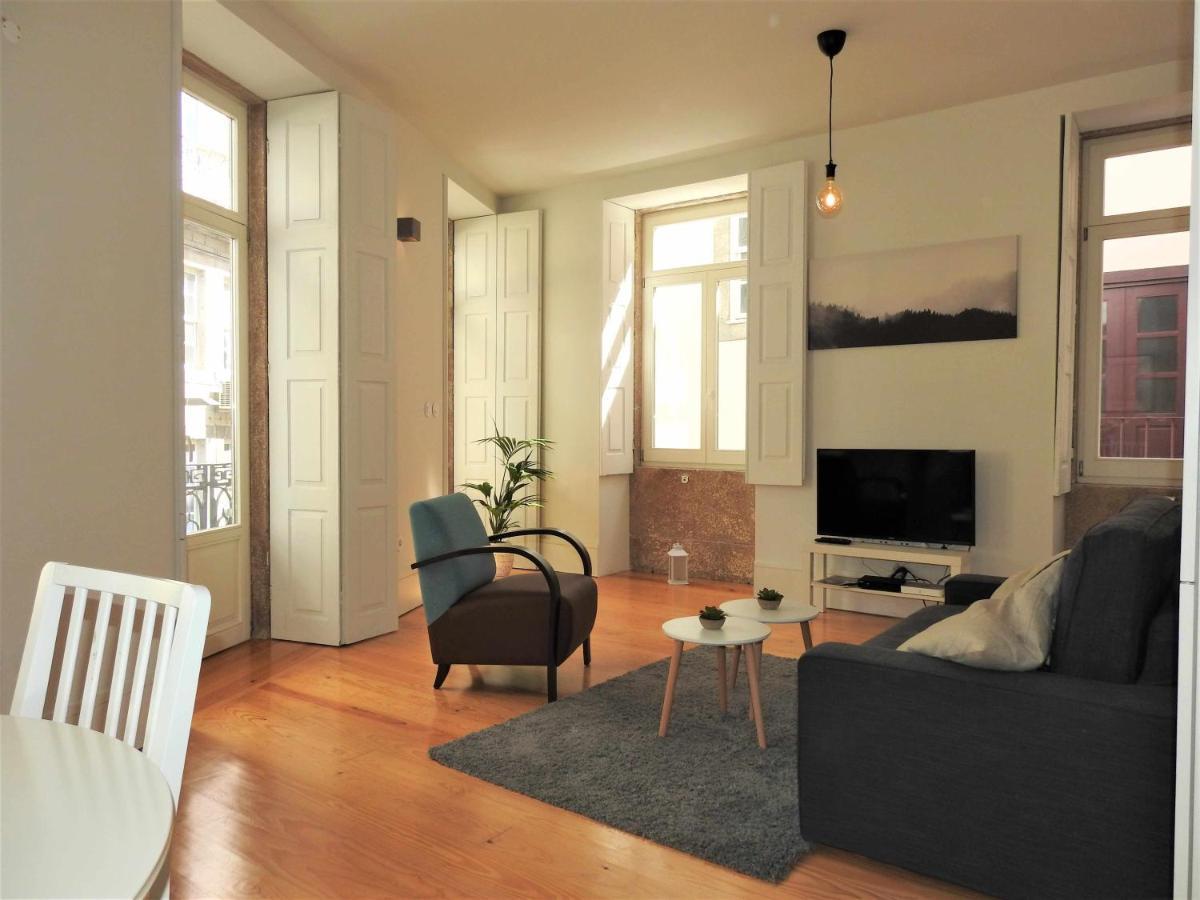 Oporto Delight 1 Luxury Apartment In Historic Center With Balcony Max 4 P ภายนอก รูปภาพ