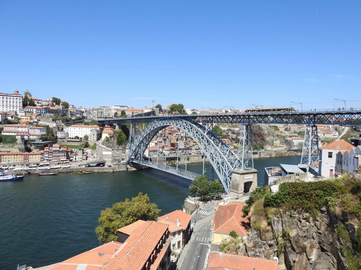 Oporto Delight 1 Luxury Apartment In Historic Center With Balcony Max 4 P ภายนอก รูปภาพ