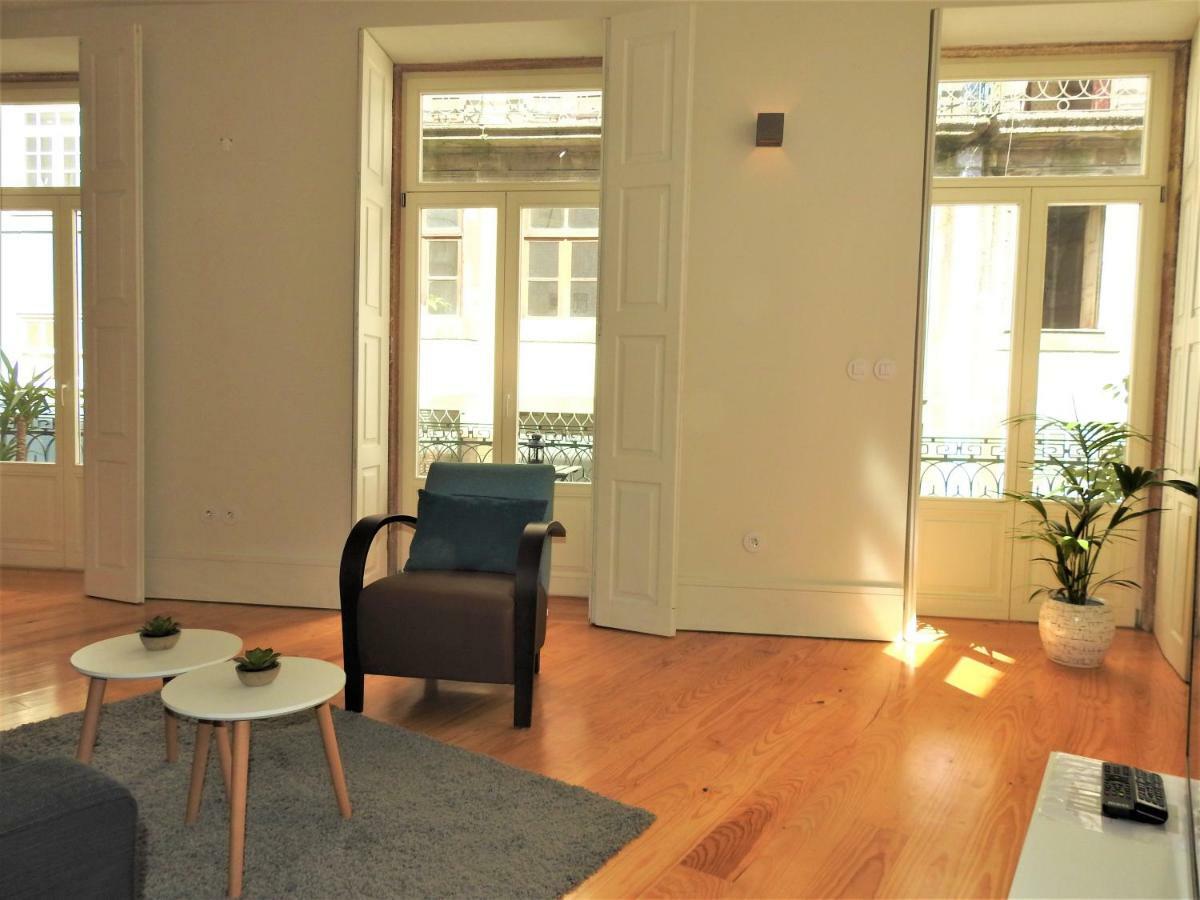 Oporto Delight 1 Luxury Apartment In Historic Center With Balcony Max 4 P ภายนอก รูปภาพ