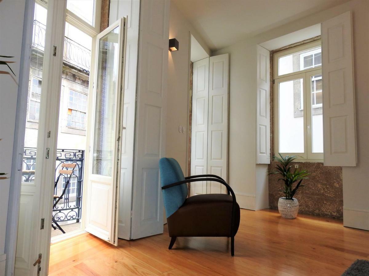 Oporto Delight 1 Luxury Apartment In Historic Center With Balcony Max 4 P ภายนอก รูปภาพ